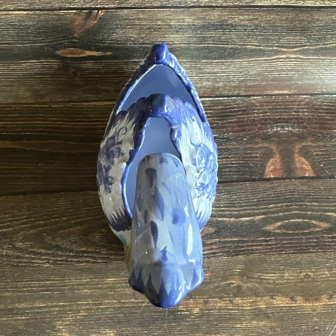 鳥の形の花瓶　花器　小物入れ　オブジェ　置物　陶磁製　　ポルトガル製　手描き