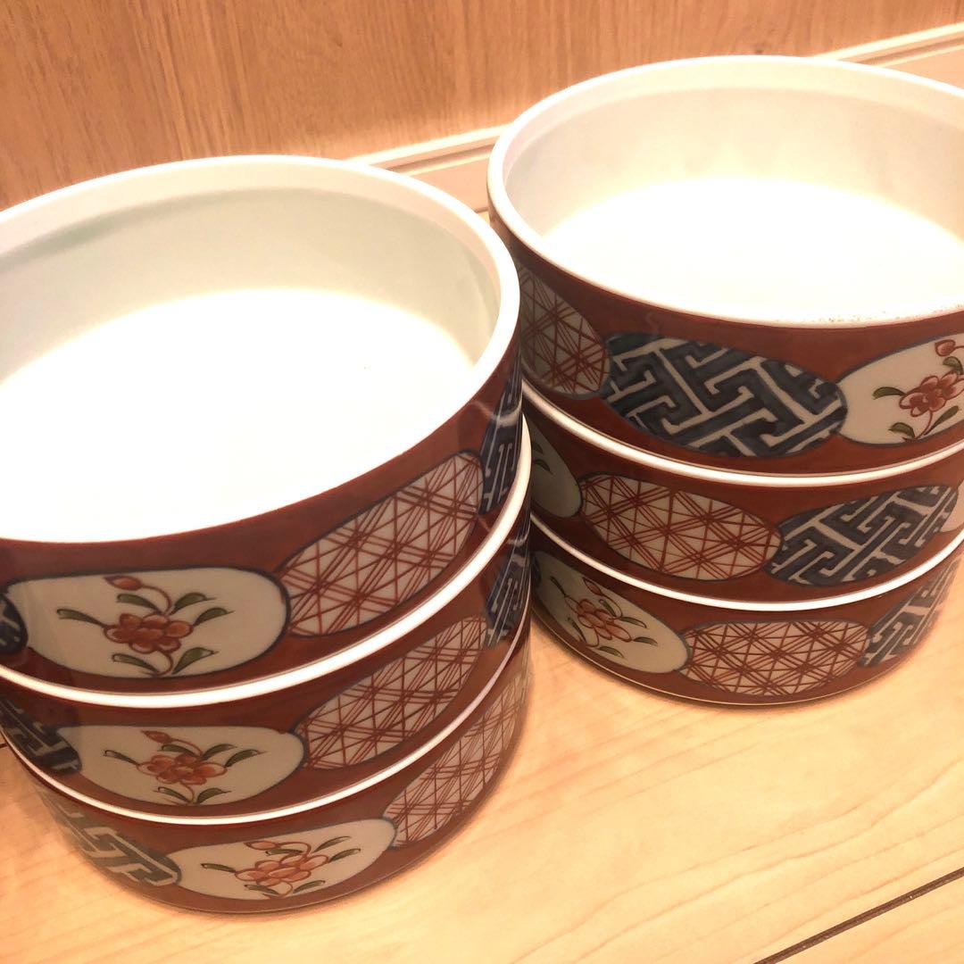 有田焼　陶祥窯　３段重　重箱　お重　お節　丸紋　赤絵