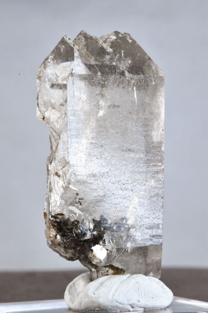 ロシア ポーラーウラル産 スモーキークォーツ グインデル