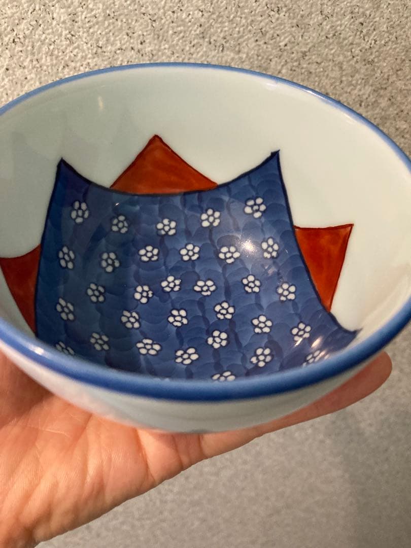 源右衛門　お椀　青赤花模様　飯碗　食器　有田焼き　波佐見焼き　陶器市