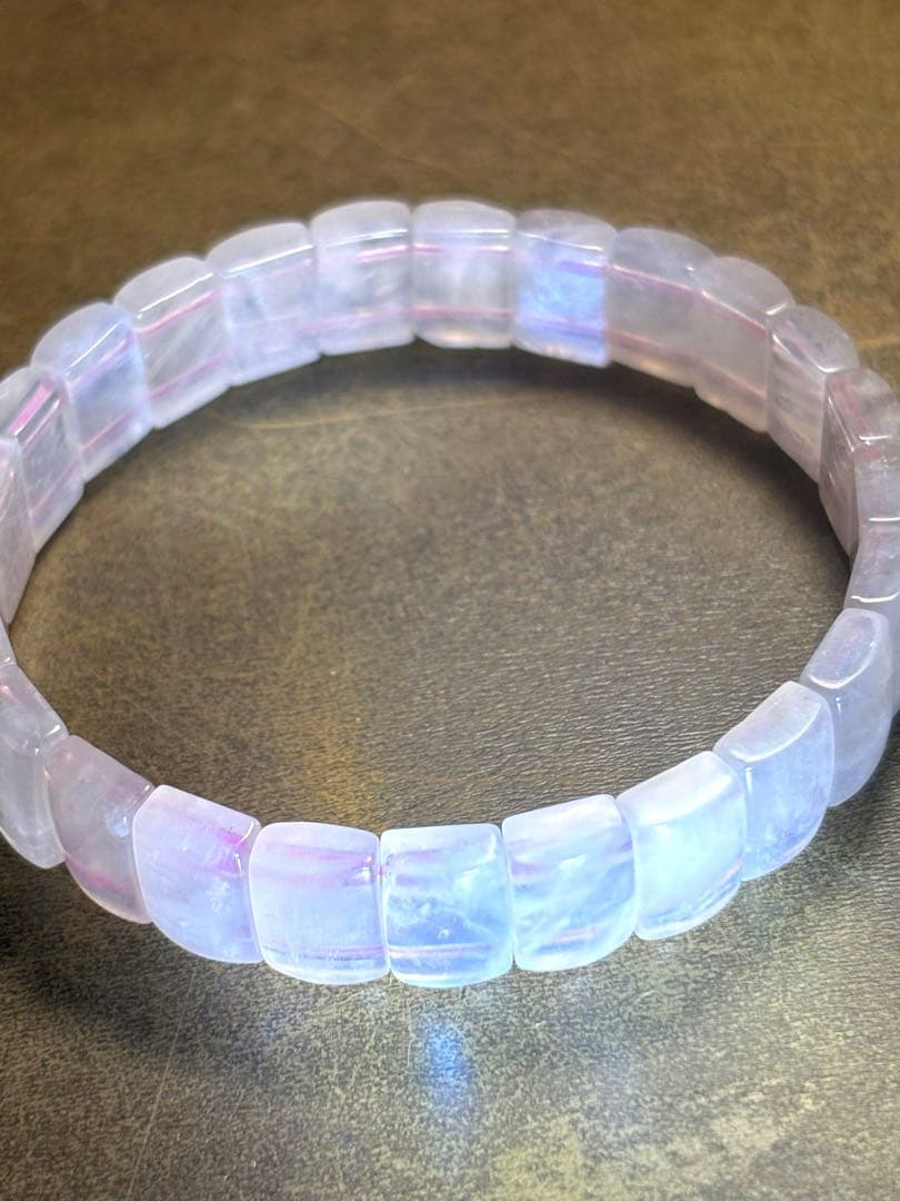 【新入荷】ピンクブルームーンストーンバングル10.9×7.4㎜（新品未使用）