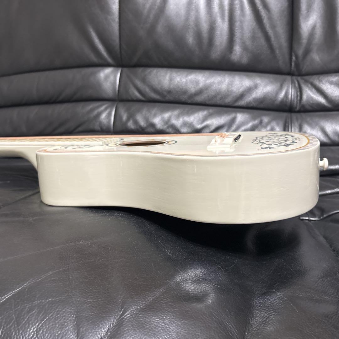 ディズニー リメンバーミー ミゲル アコースティックギター