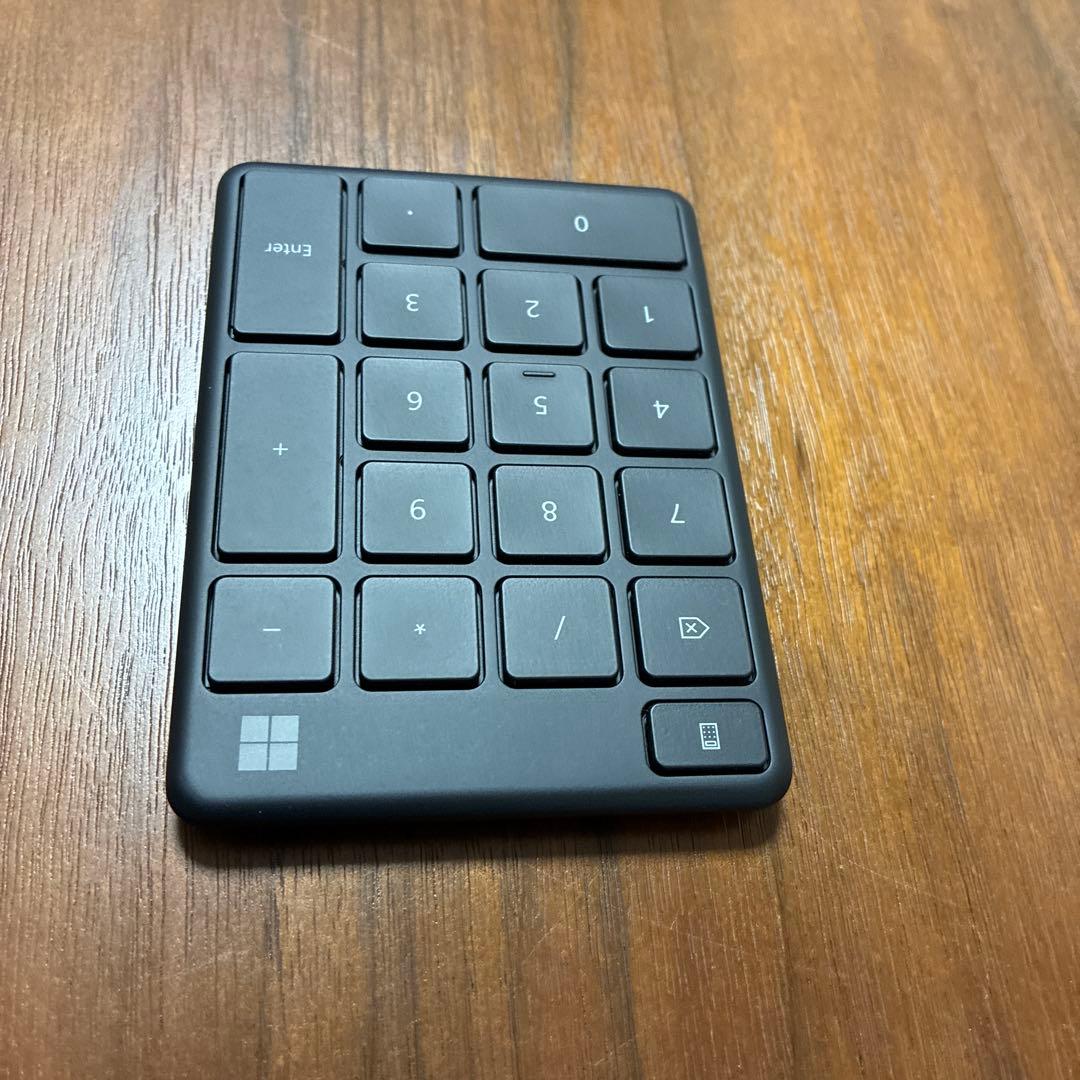 【美品】Microsoft ナンバーパッド テンキーBluetooth