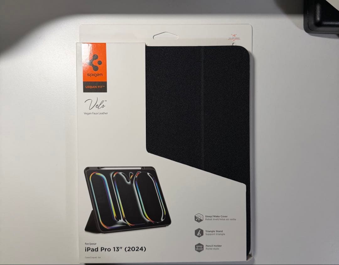 Spigen iPad pro 13インチ M5 M4 対応 ケース ブラック