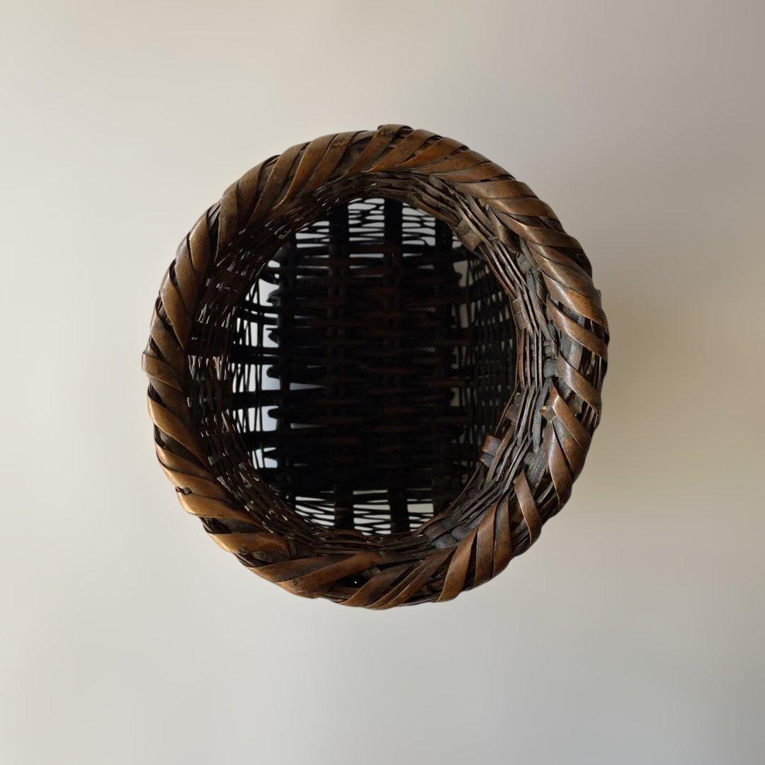 古竹籠 壺型花籠 古道具 民藝 骨董 花入 花瓶 花を呼ぶ籠