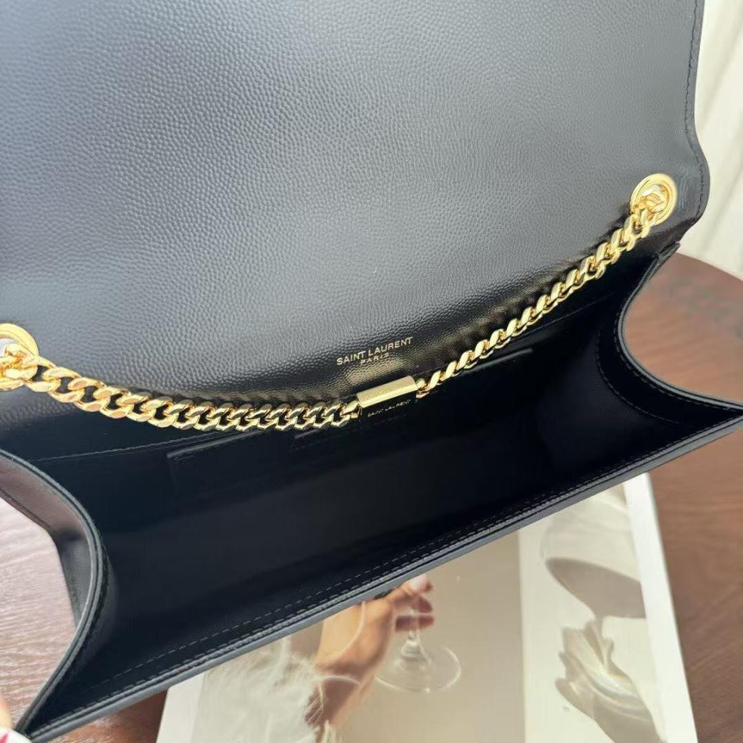 ブラックレザー クラッチバッグ