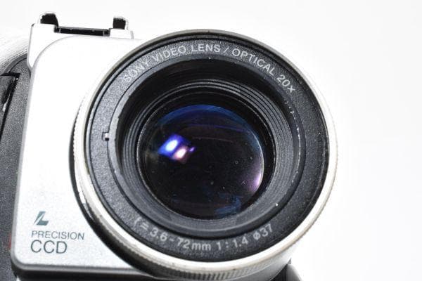 ビデオカメラ Sony DCR-TRV310 Digital8 Hi8 Video8