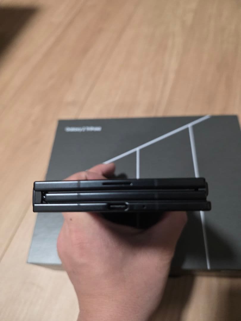スマートフォン本体 Galaxy Z TriFold