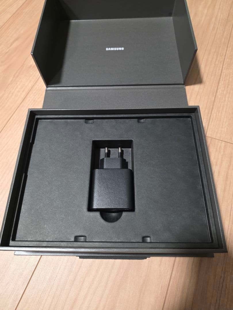 スマートフォン本体 Galaxy Z TriFold