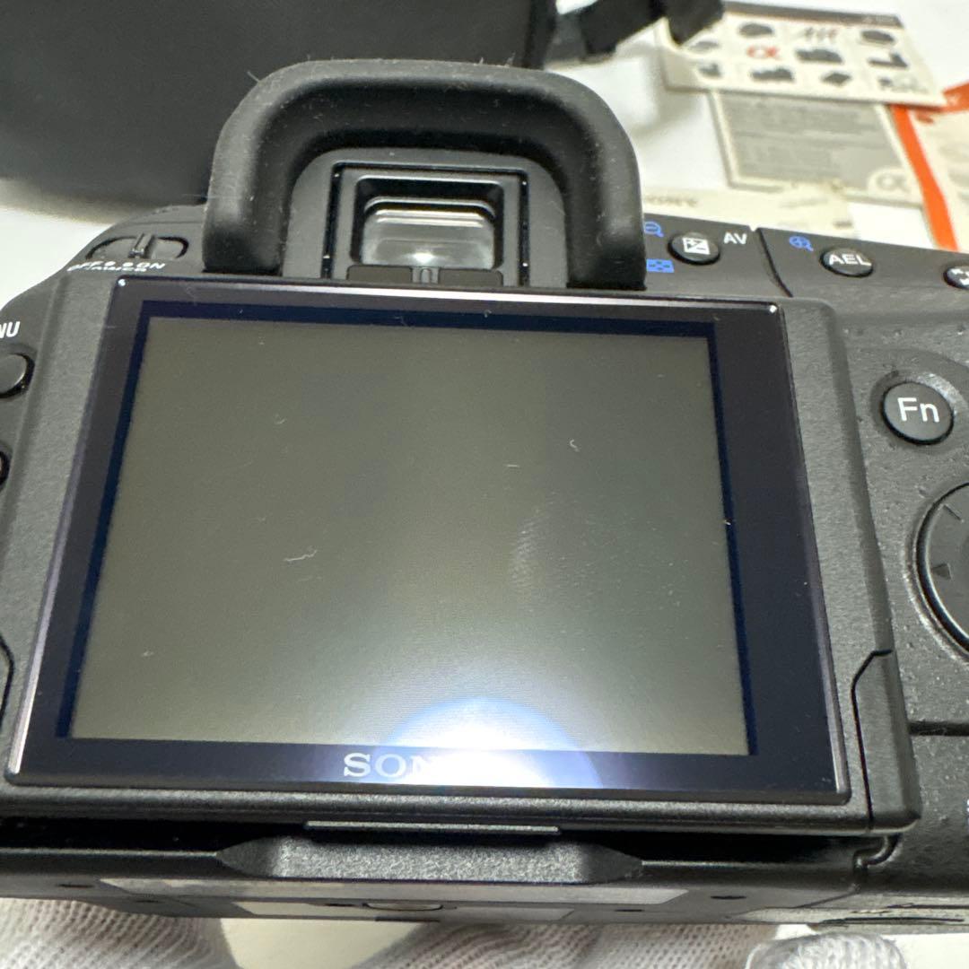 む*ン様 【美品】SONY α300 DSLR-A300 デジタル一眼レフ