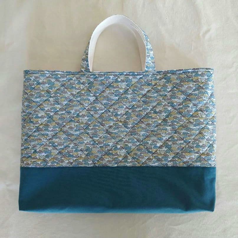 【専用ページ】リバティ〈CARS〉キルティング　レッスンバッグ