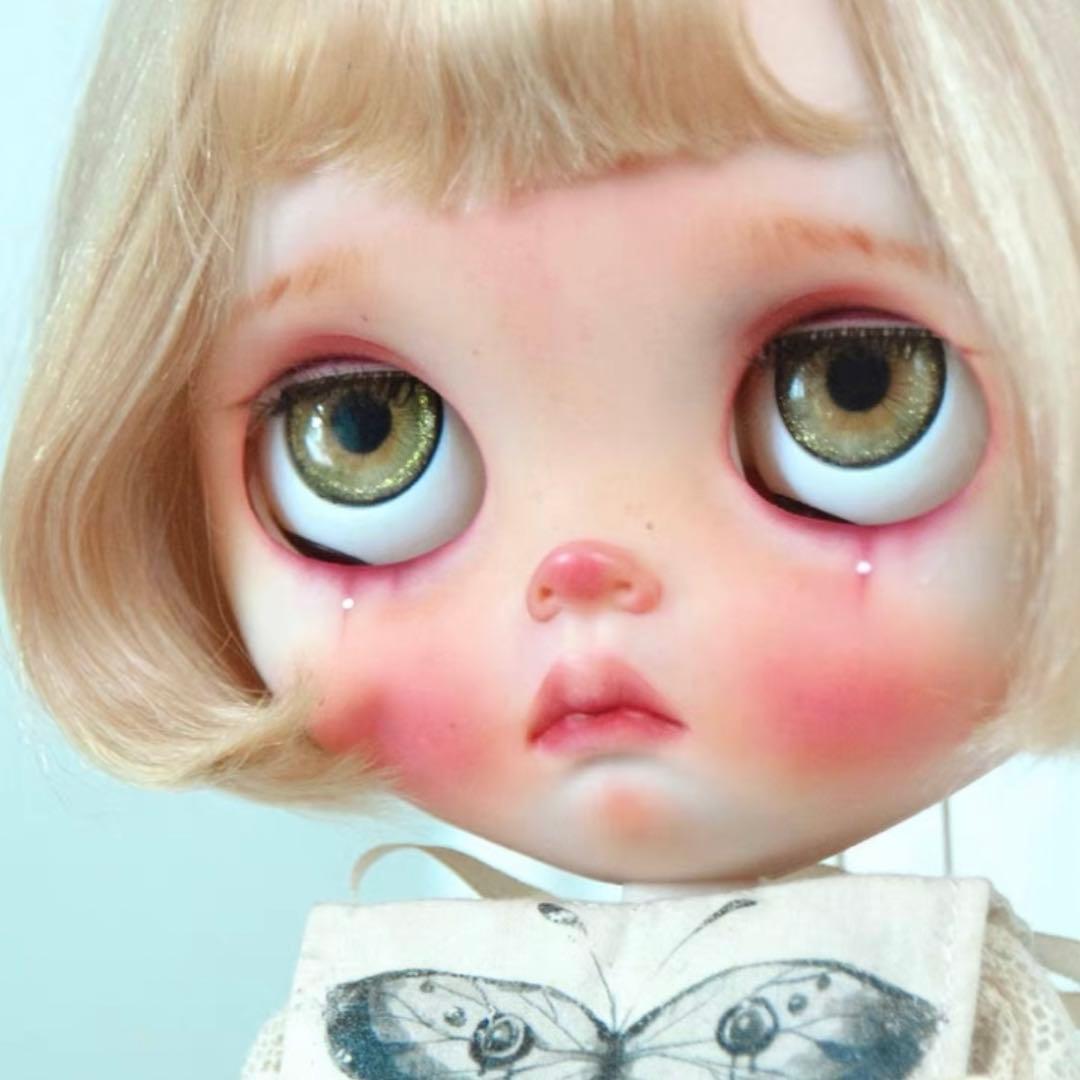 カスタムブライス 作家様 ドール 人形 キラキラ 幼い かわいい CryBaby