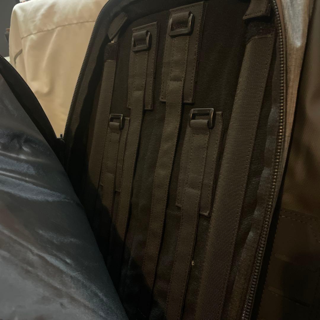 Laylax ARMS BACKPACK 75 ブラック