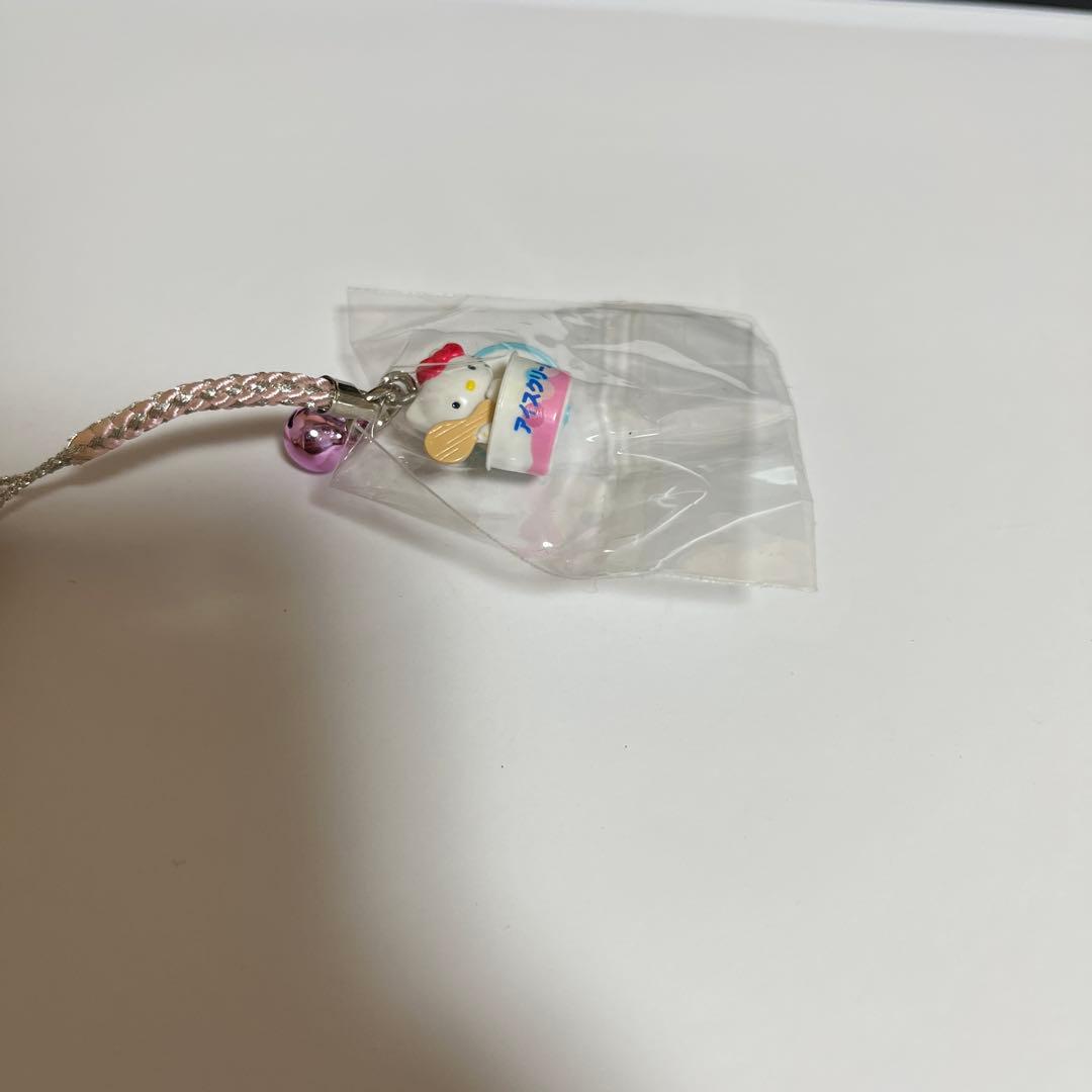 431 ハローキティ アイスクリーム 根付け ストラップ