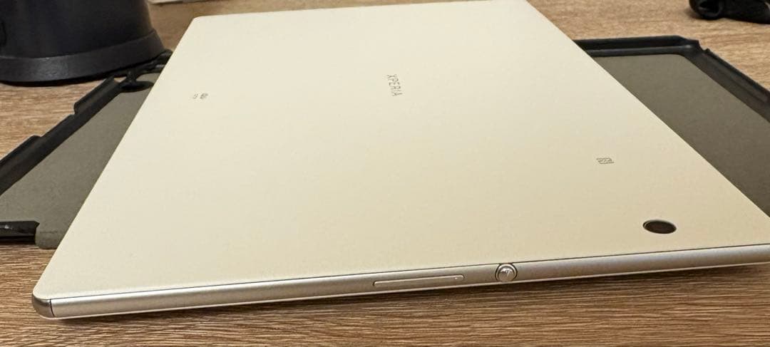 SONY XperiaZ4 Tablet SOT31 32GB (美品)