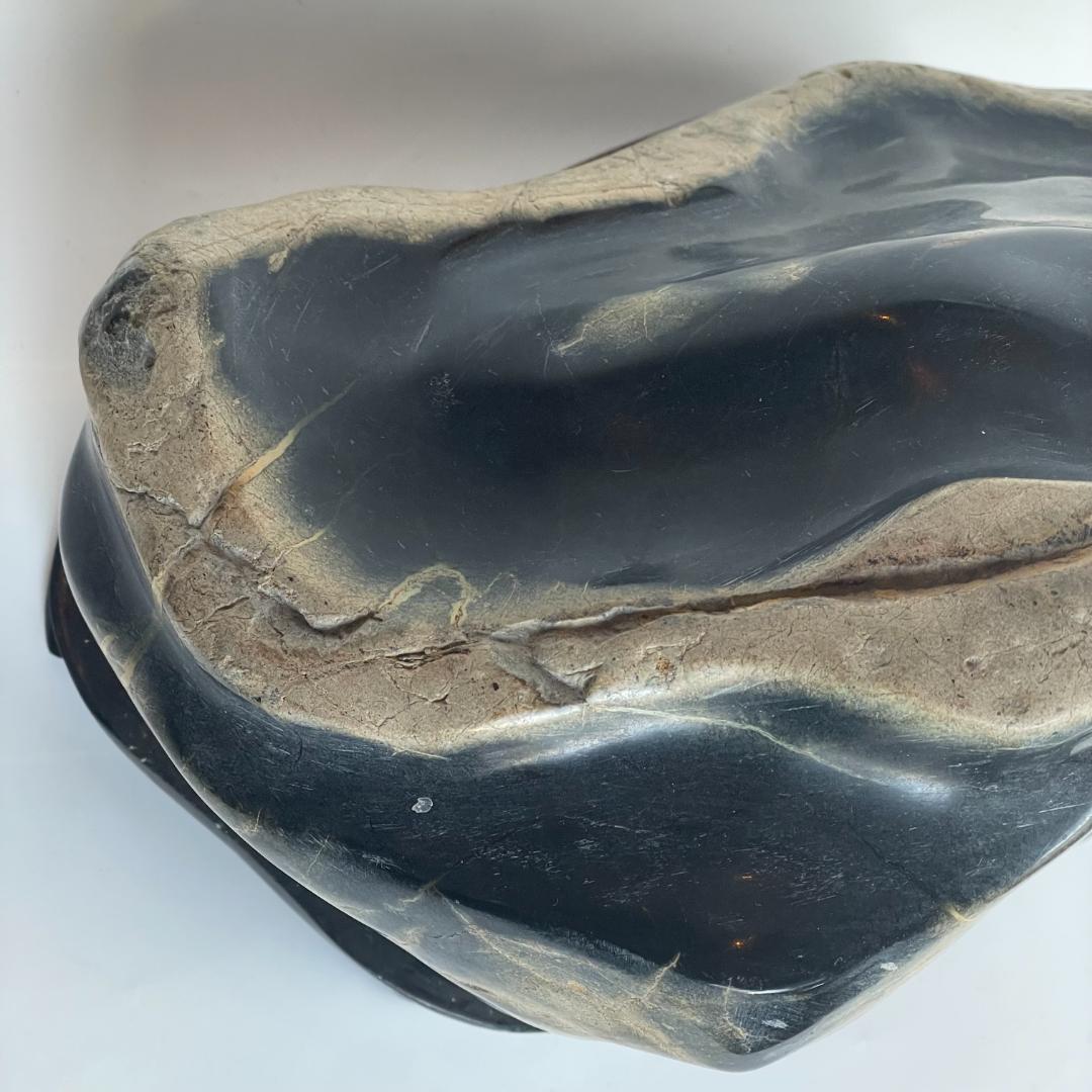 白蛇 蛇石 縁起物 弁財天 富 開運 天然石 パワーストーン 白滝権現 台座付