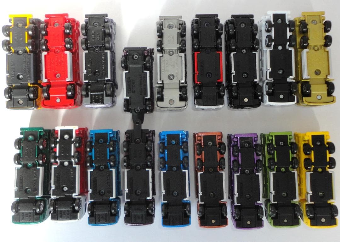 トミカいすゞギガダンプカー17台セット
