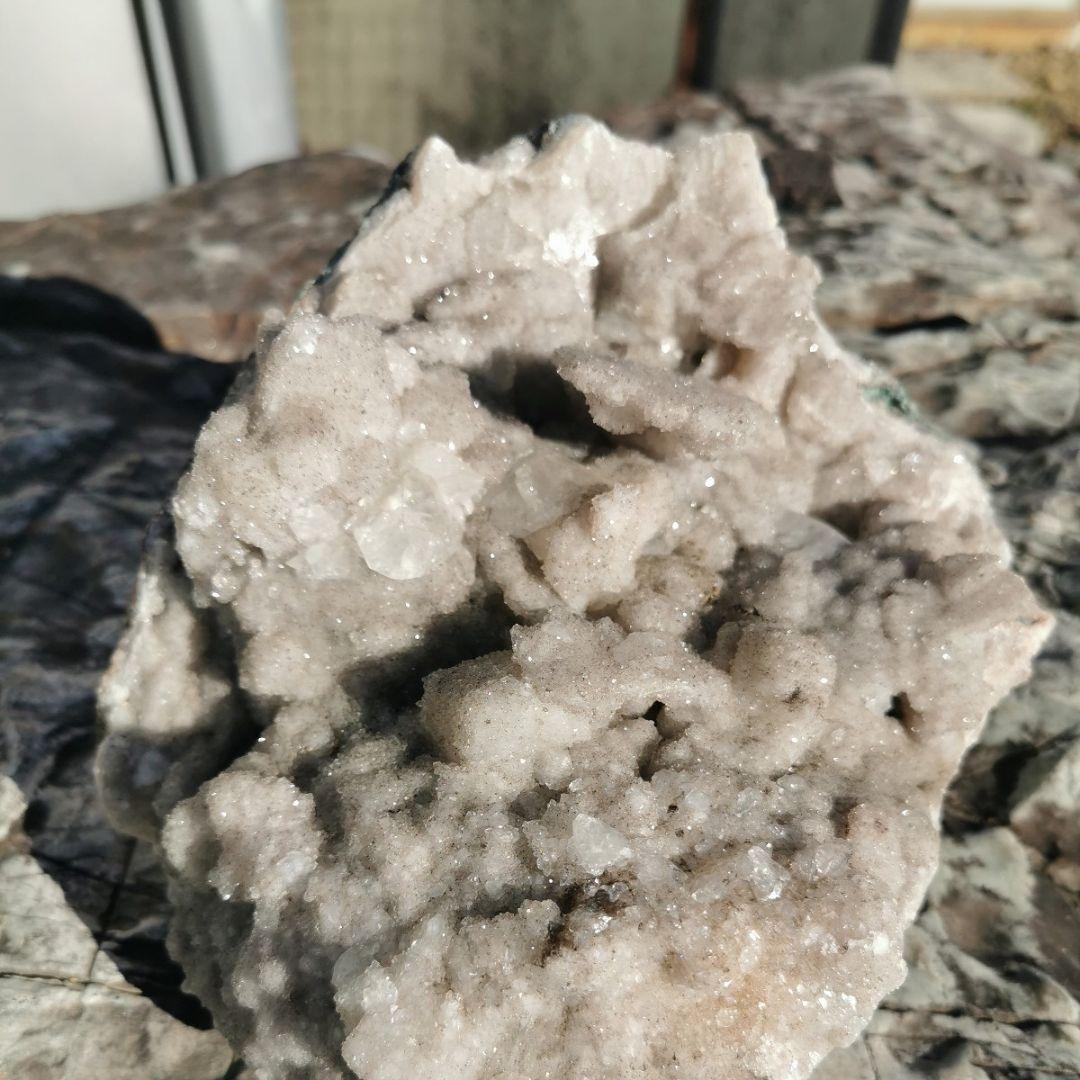 ブラジル産　フラワー　水晶　虹入り　3.2キロ　鑑賞石　石　置物　オブジェ