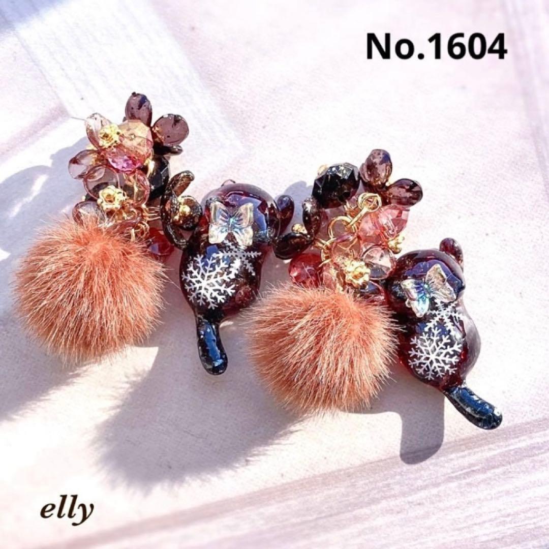 【ゼロ様】1603.天然石　水晶　琉球ガラス　紅葉　じゃれ猫　レジン　チャーム