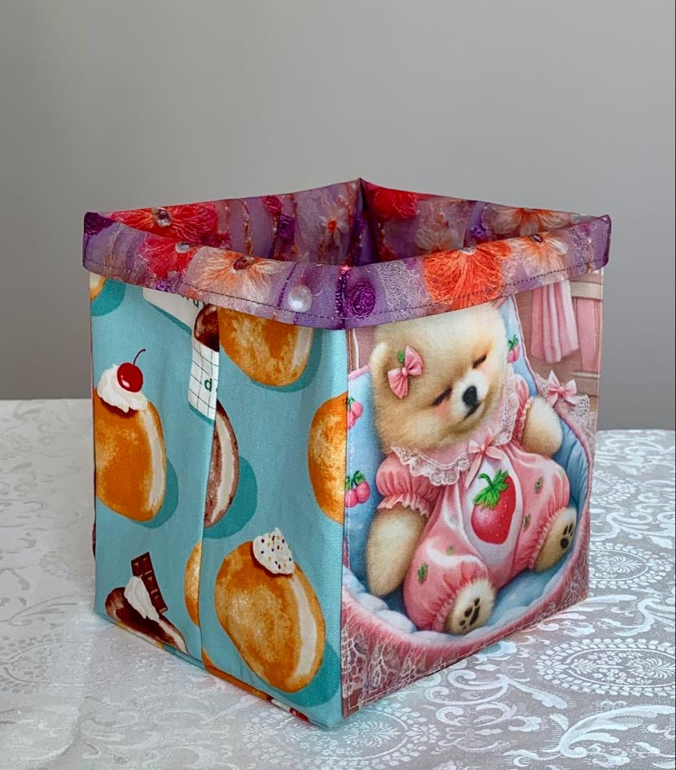 オーダー受付中　可愛いポメちゃん　トートバッグ　小物入れ