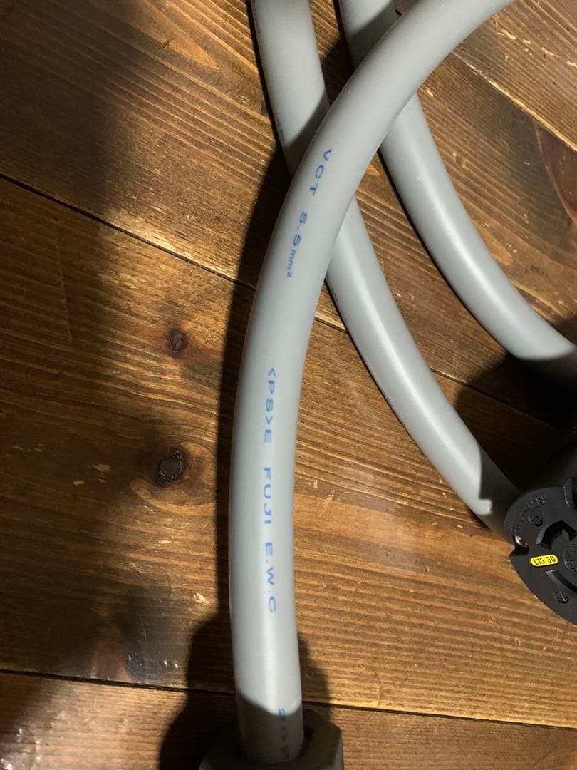EcoFLow Delta Pro3 電源取り出し配線　100v 200v用2本