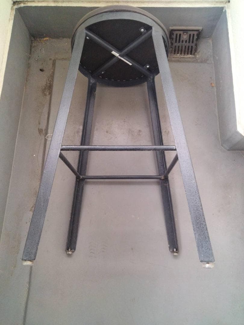 丸座面ハイスツール（ブラック）