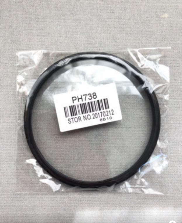 カメラ　レンズキャップ・リアーキャップ・フィルター等