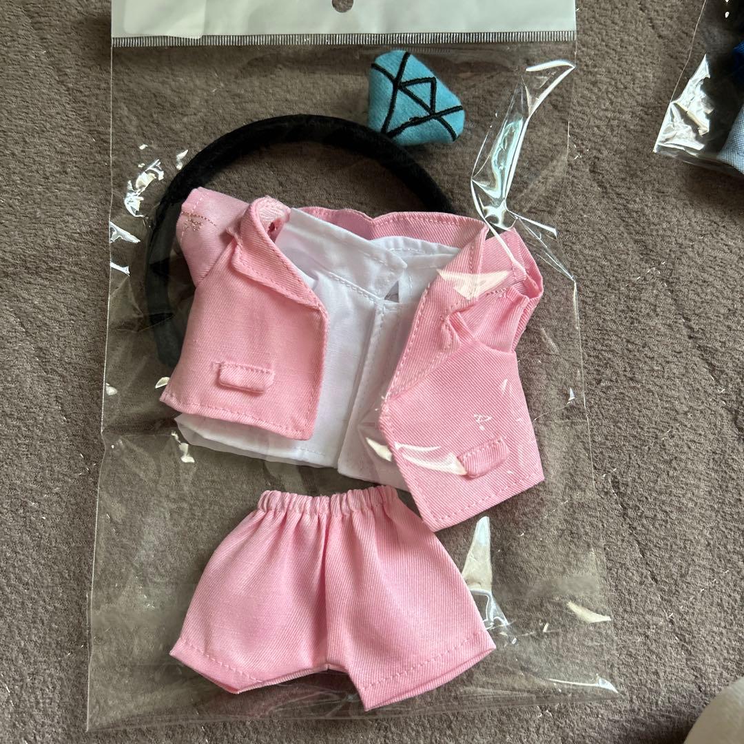 セブチ ウジ 20cm ぬいぐるみ＋服3セット