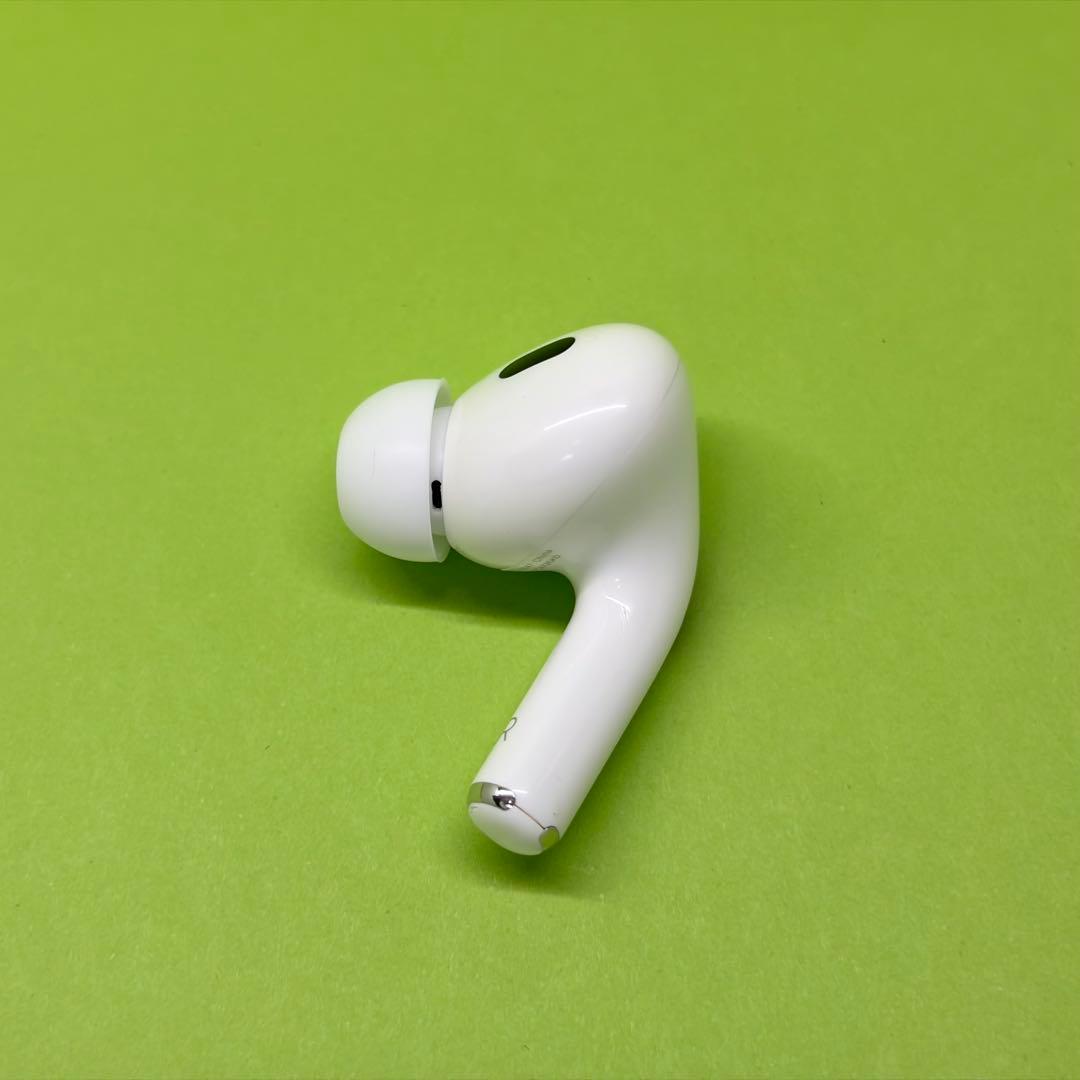 純正 AirPods Pro 第2世代 USB-C右イヤホン 114