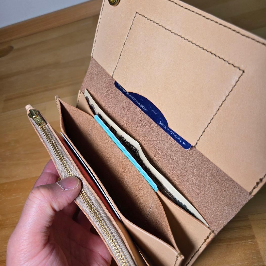 国産牛ヌメ革生成り　ロングトラッカーウォレット