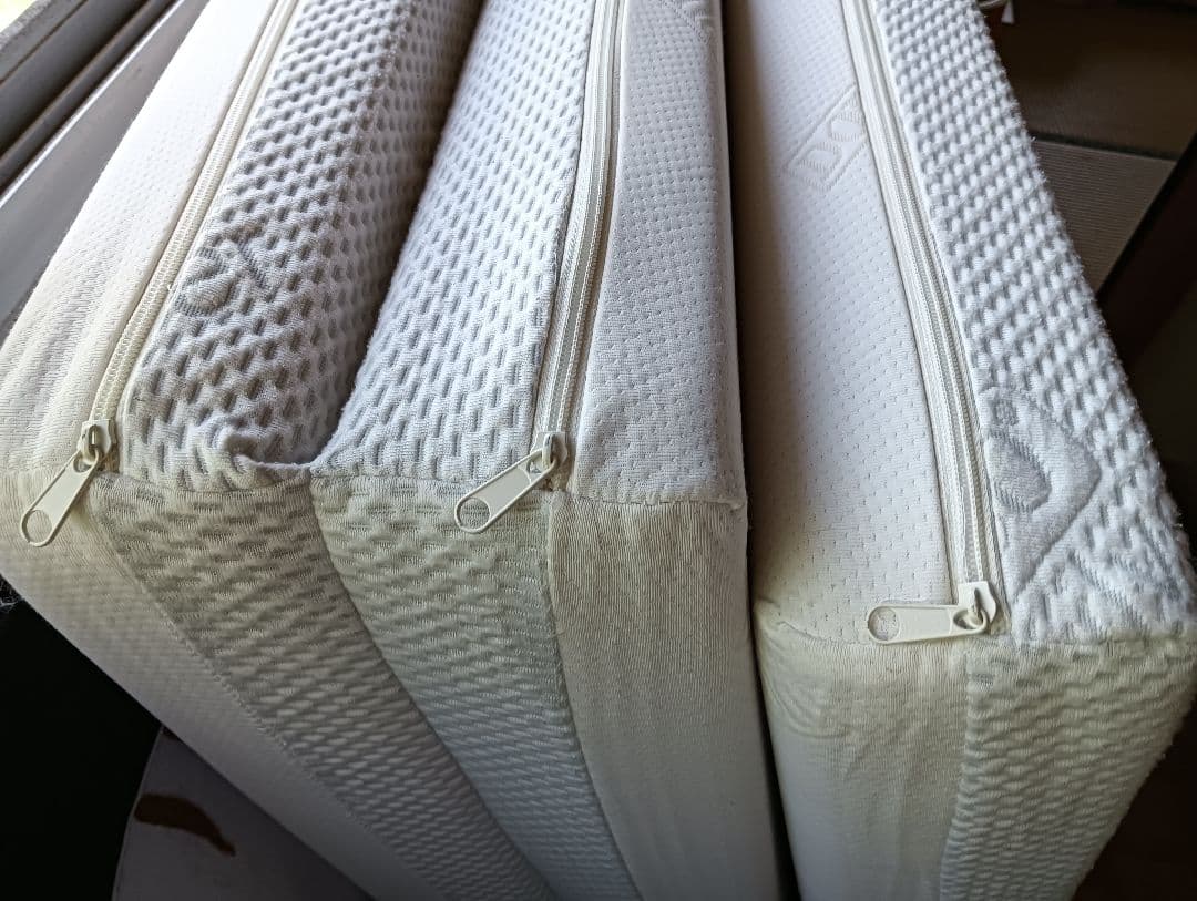 Dormeo イタリア製　マットレス 3つ折り 西川産業