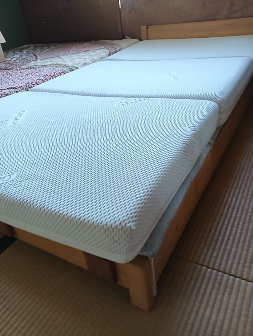 Dormeo イタリア製　マットレス 3つ折り 西川産業