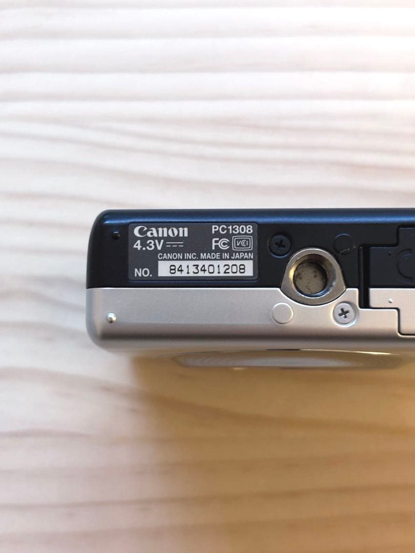 極美品 Canon キャノン IXY DIGITAL 920 IS シルバー