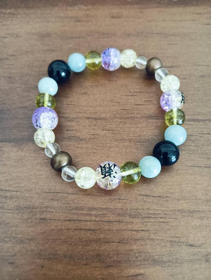 インスピレーションで仕立てる天然石ブレスレット／オーダー制作