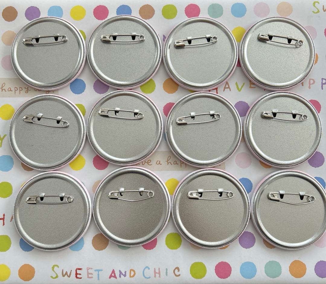 カラフルピーチ　サンリオ　缶バッジ　ゆあんくん12個