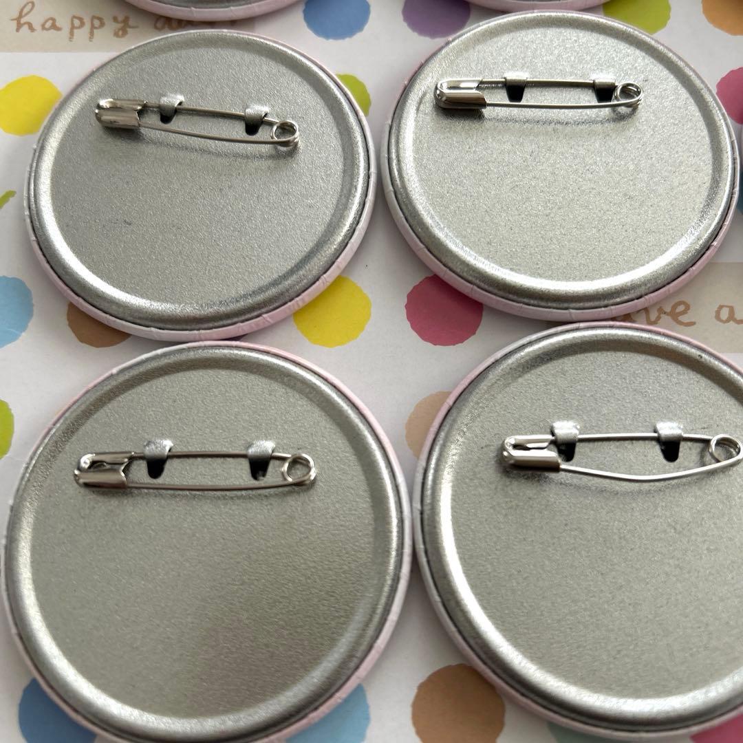 カラフルピーチ　サンリオ　缶バッジ　ゆあんくん12個