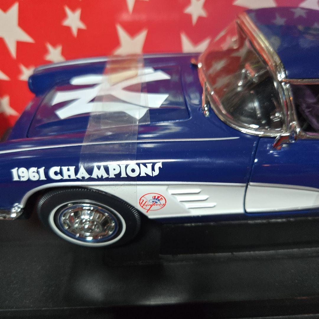 シボレーコルベット1961 Corvette Yankees 限定版 1:18