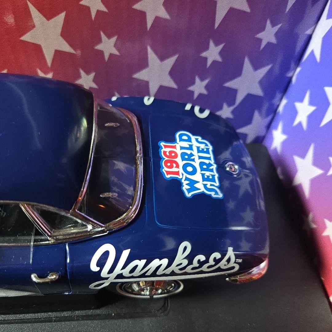 シボレーコルベット1961 Corvette Yankees 限定版 1:18