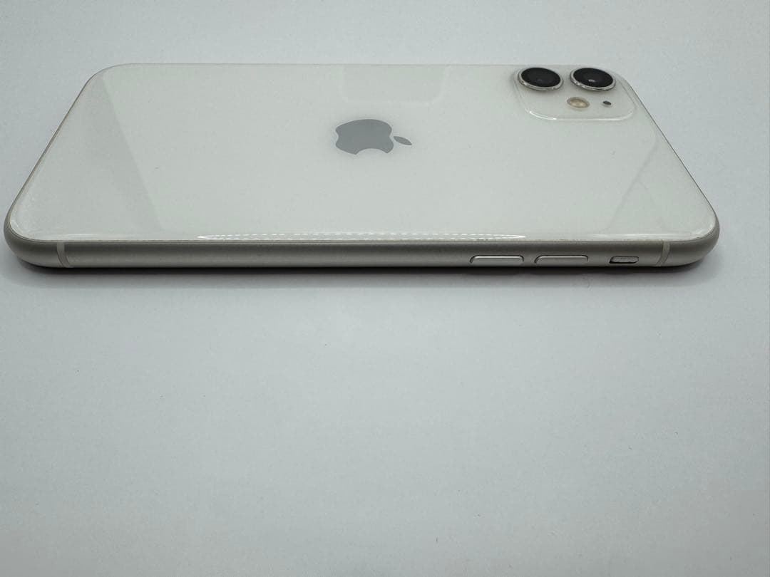 ◆Apple iPhone 11 128GB SIMフリー◆