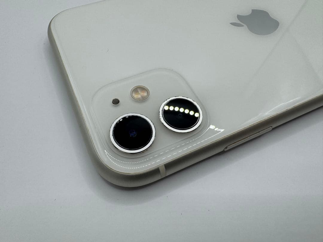 ◆Apple iPhone 11 128GB SIMフリー◆
