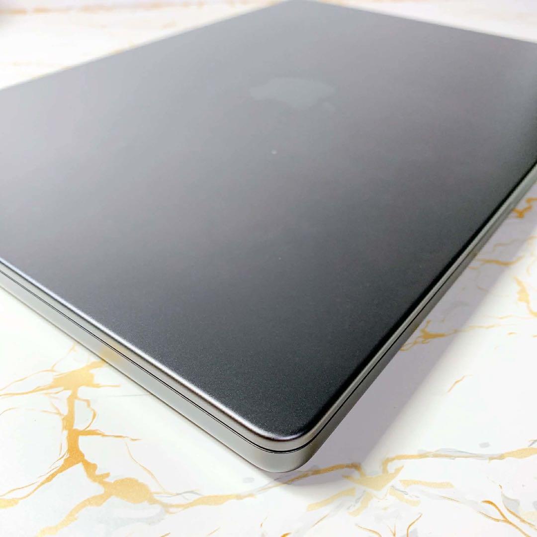 MacBook Pro 14インチ M3 pro 18GB 512GB