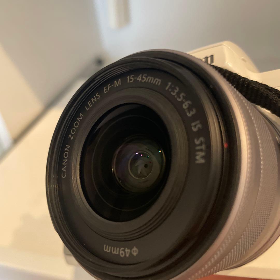 Canonミラーレス一眼カメラEOSKissM標準ズームレンズキット
