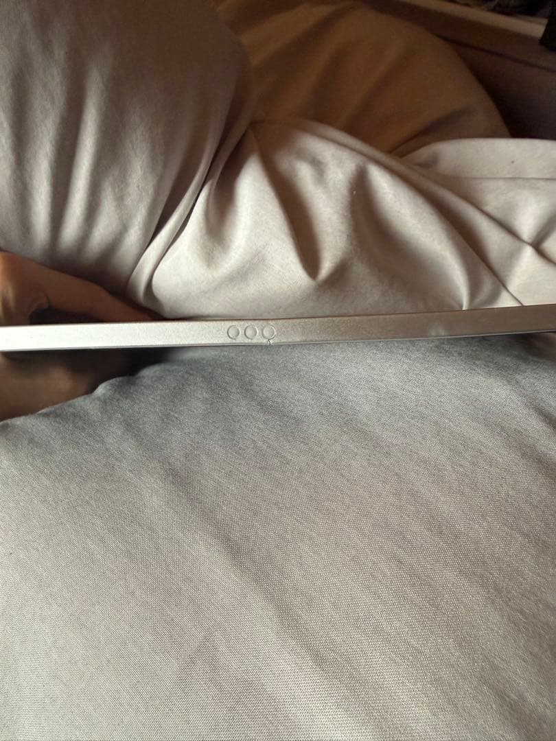 iPad シルバー 本体