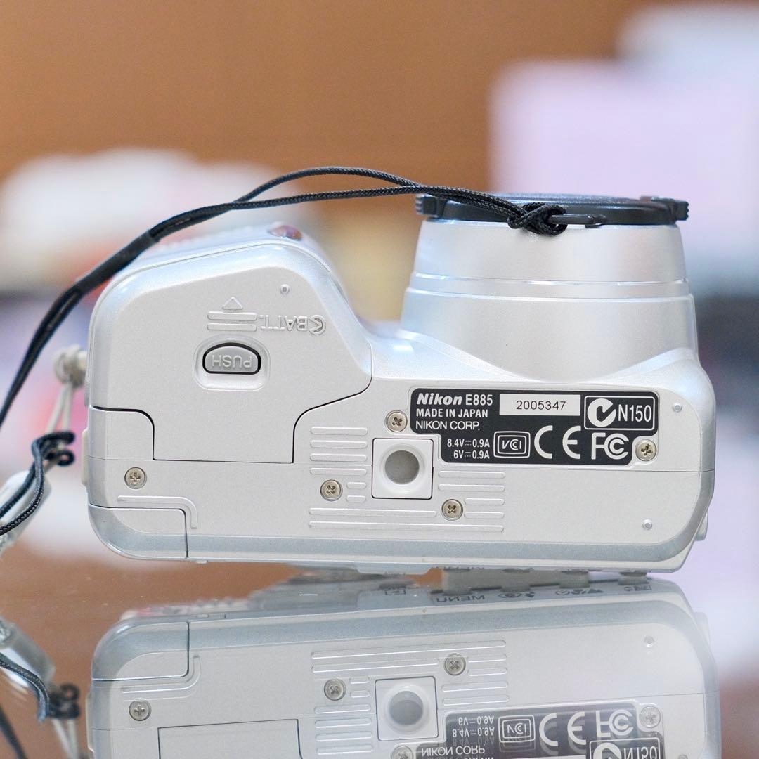 動作品 コンデジ 平成レトロ CCD Y2K Nikon COOLPIX 885