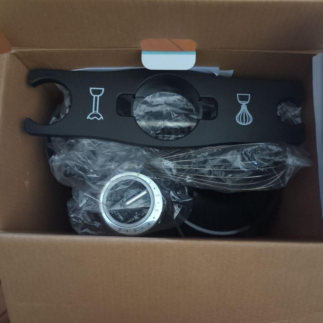 未使用・ハンドブレンダー コード式 泡立て器付き