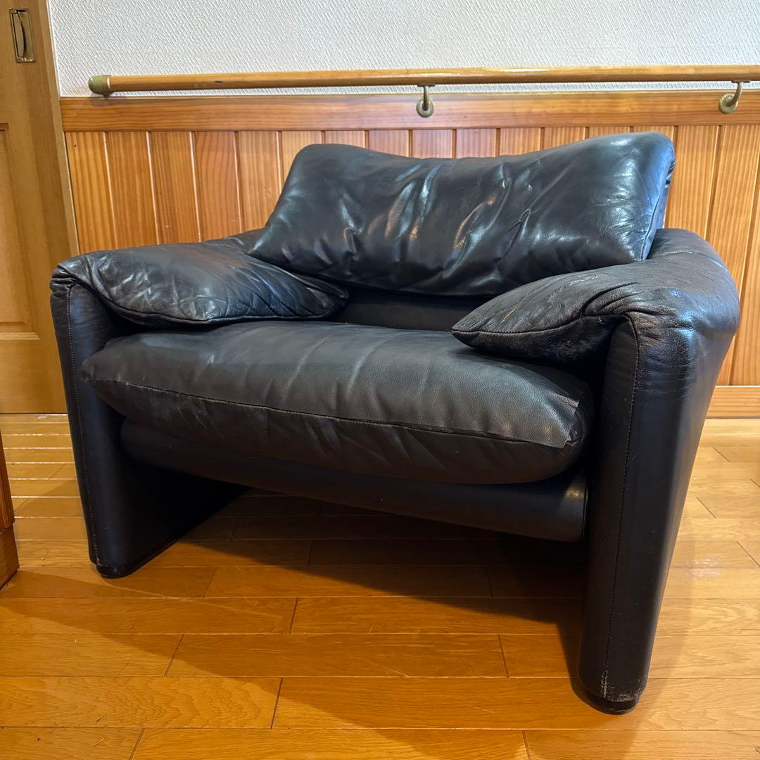 ぼ*ん様 カッシーナ マラルンガ 本革 一人掛けソファ