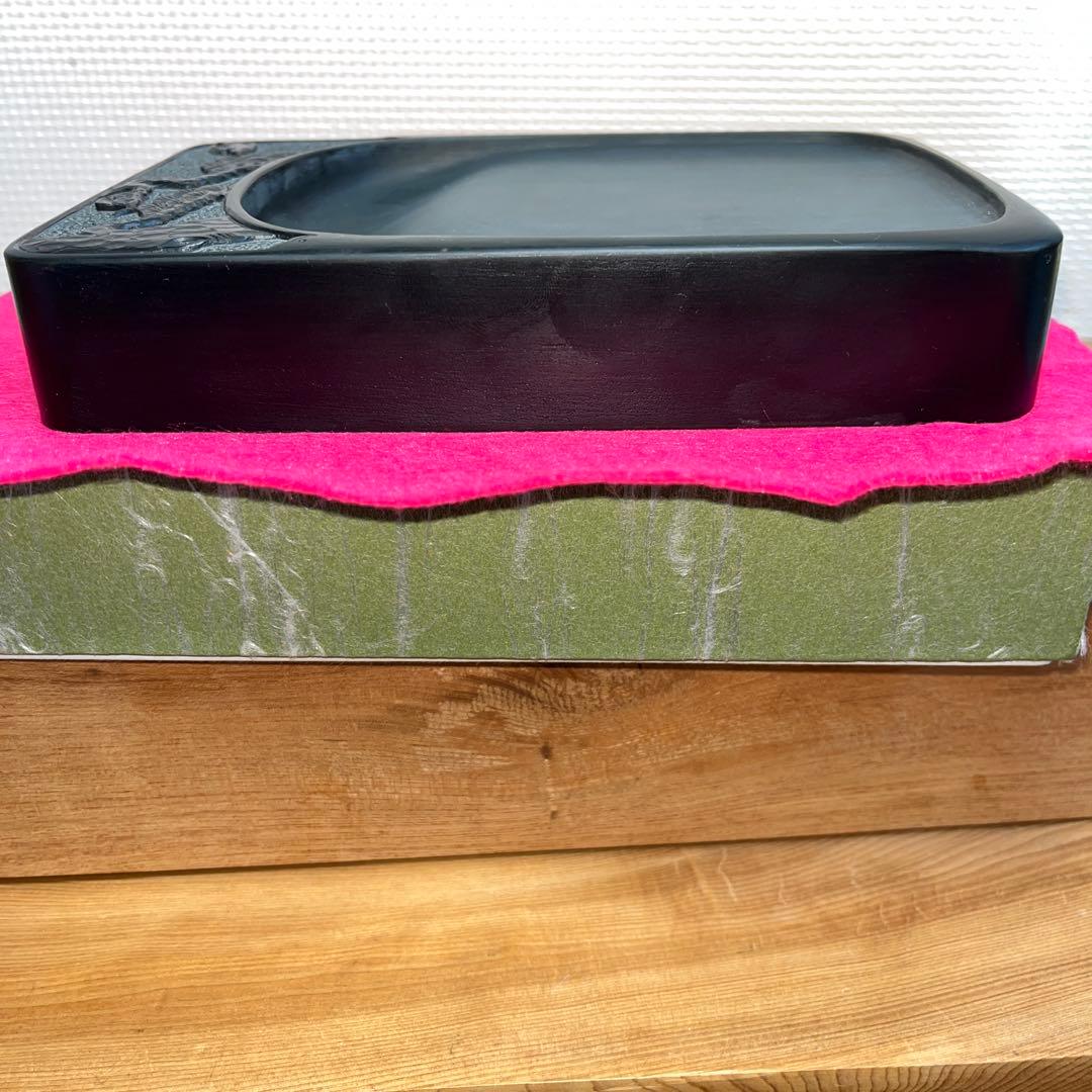 ⭕️雄勝硯　彫刻長方硯　石紋綺麗　四六寸　永寿松と海ねこを彫刻