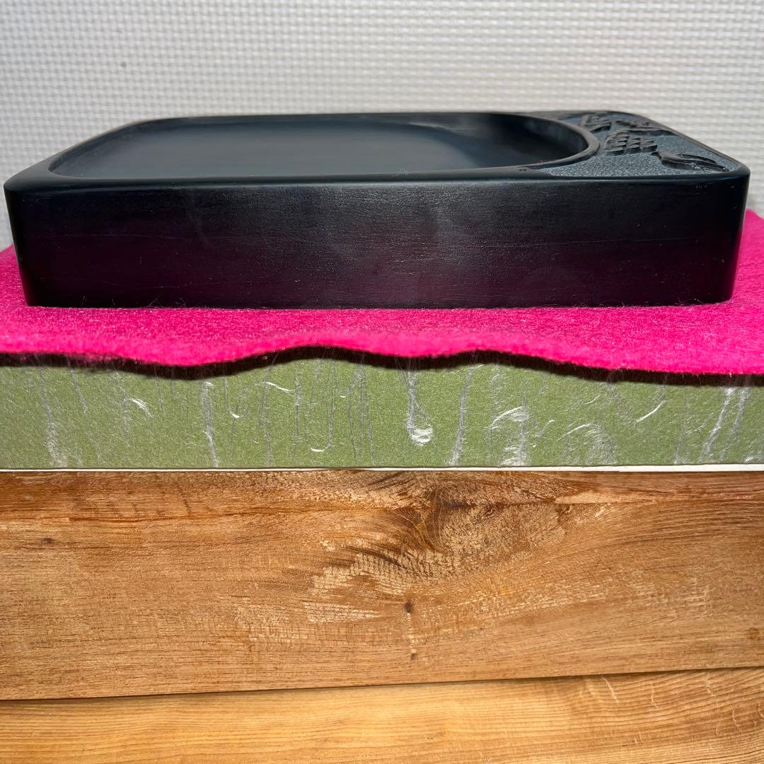 ⭕️雄勝硯　彫刻長方硯　石紋綺麗　四六寸　永寿松と海ねこを彫刻