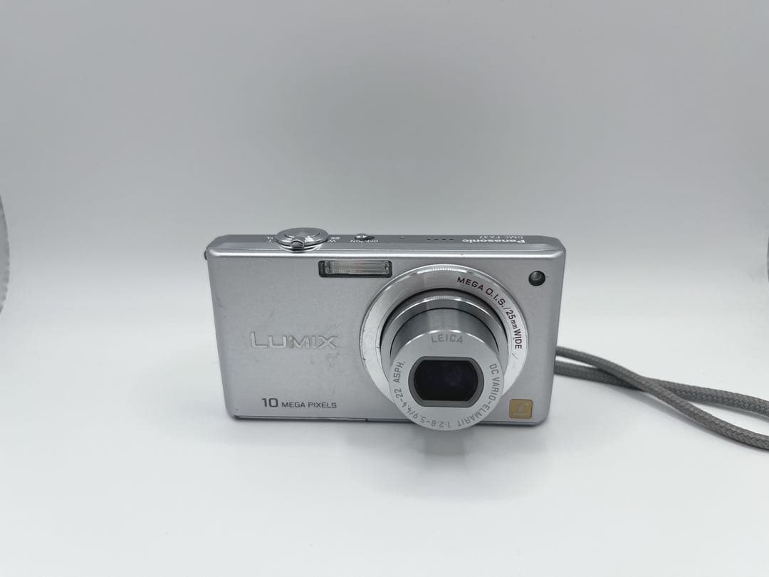 【美品】Panasonic LUMIX DMC-FX37 シルバーコンデジカメラ