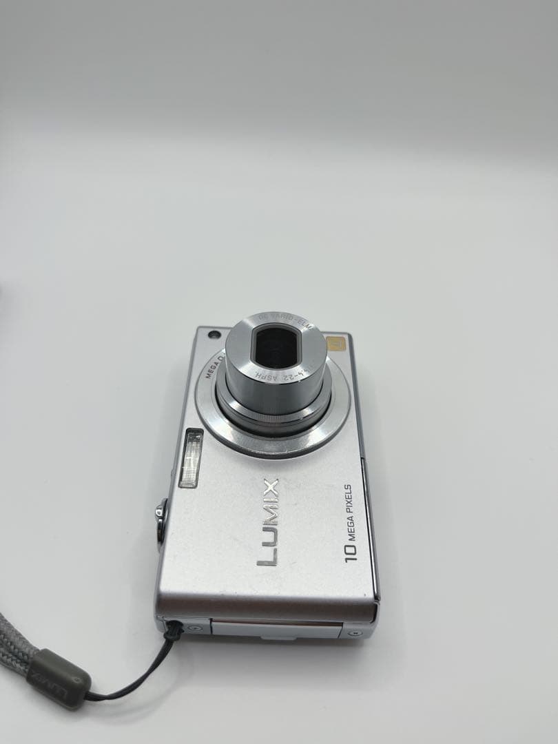 【美品】Panasonic LUMIX DMC-FX37 シルバーコンデジカメラ